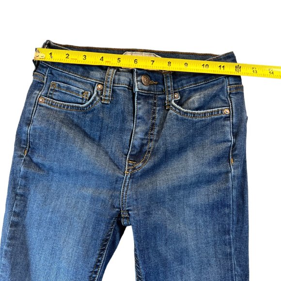 Free People Womens Size 25R Medium Wash Distressed Open Knee Skinny Jeans Denim - Picture 6 of 12